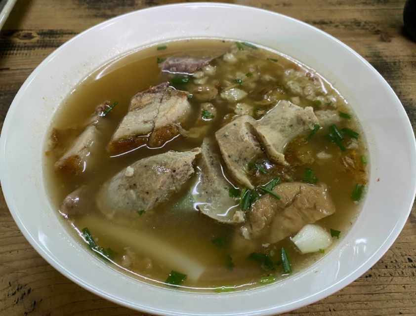 Chiang Mai: Local Food and Markets Guided Walking Tour - What this Chiang Mai food walk is really about