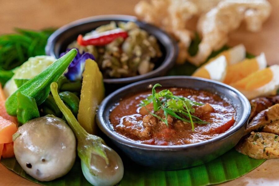 Chiang Mai: Local Northern Thai Cooking Class at Grandma's - Starting at the market with Northern Thai ingredients