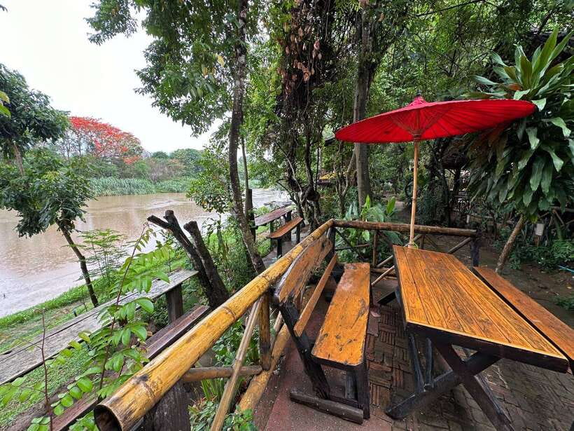 Chiang Mai: Mae Ping River Cruise & Optional Transfer - A relaxed boat ride with light commentary