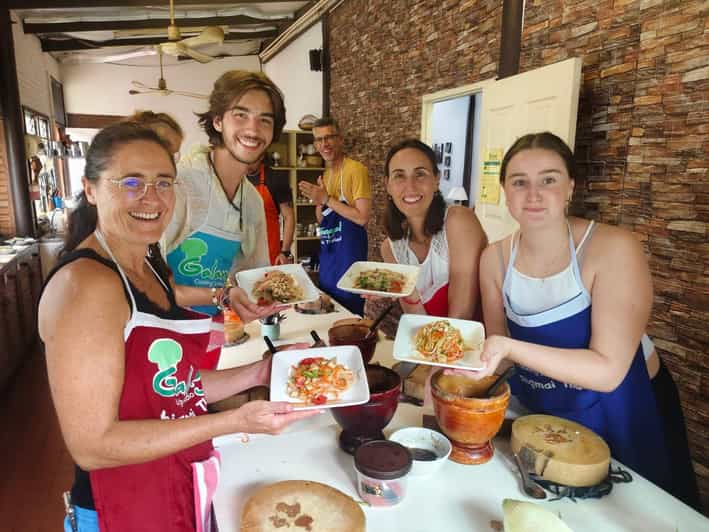 Chiang Mai: Morning Cooking Class with Market Visit - Six Thai dishes, chosen by you