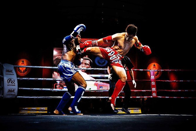 Chiang Mai Muay Thai Boxing Live at Thapae Stadium - Arriving at Thapae Stadium before the 9pm start