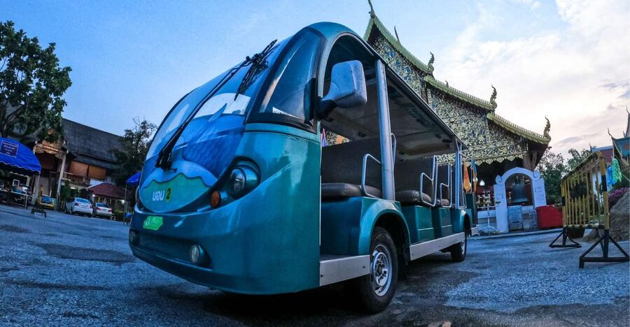Chiang Mai: Nighttime City Highlights by EV Tram - Three Kings Monument and the First Look at the Old City