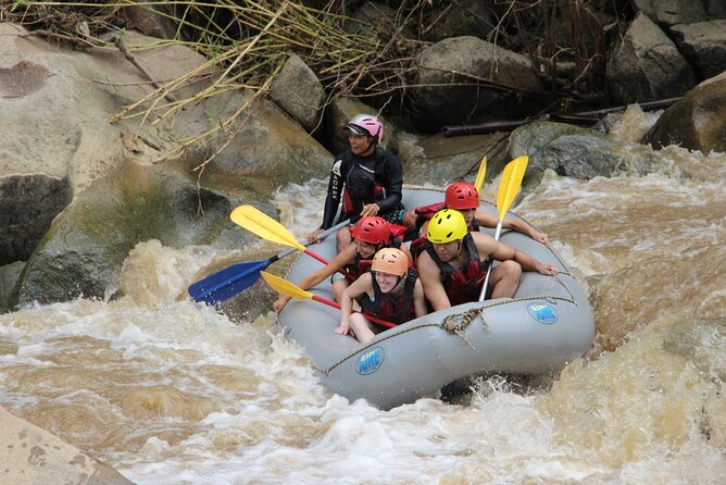 Chiang Mai Rafting in Mae Taeng River with Thai Buffet - Getting fitted for the river