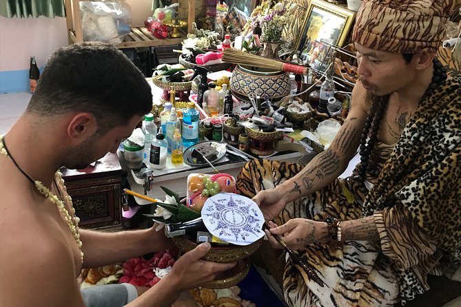 Chiang Mai Sak Yant Tattoo By Ajarn Tu - The tattoo and blessing ceremony