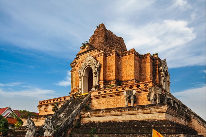Chiang Mai Scavenger Hunt and Sights Self-Guided Tour - Three Kings Monument: a strong first stop