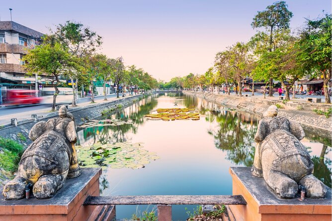 Chiang Mai Scavenger Hunt and Sights Self-Guided Tour - Timing, walking, and practical comfort