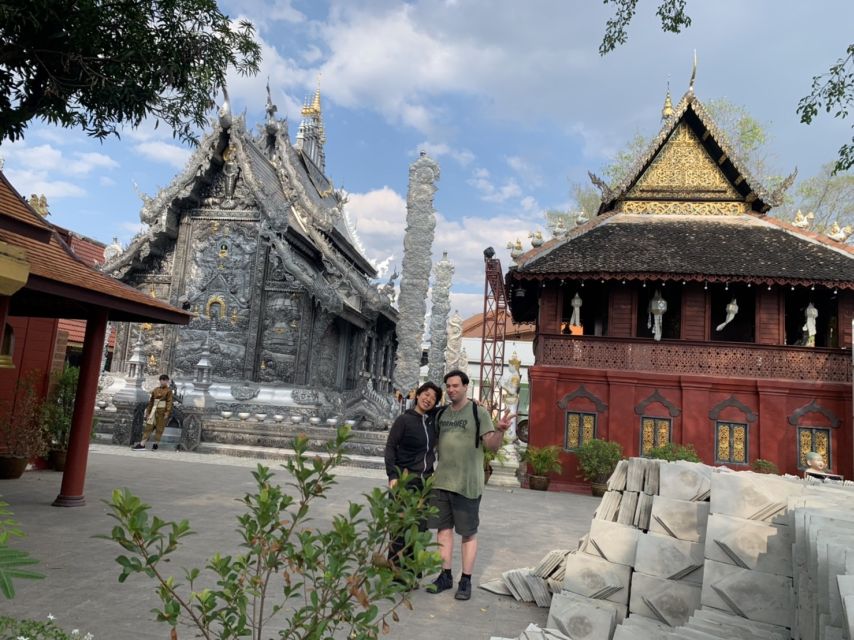 Chiang Mai: Silver Craftwork Temple Tour with Monk Meeting - Wat Sri Suphan and Chiang Mai’s silver tradition