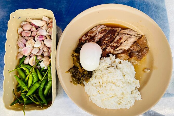 Chiang Mai Street Food Tour by Tuk Tuk with Pick Up - What the private tuk tuk adds