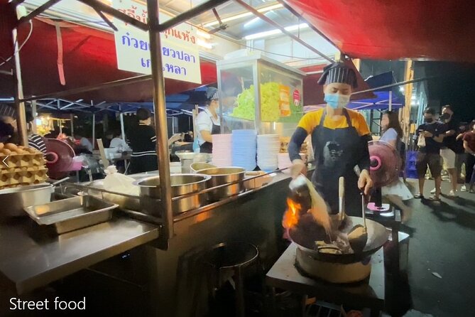 Chiang Mai Street Food Tour by Tuk Tuk with Pick Up - Price, timing, and who gets good value