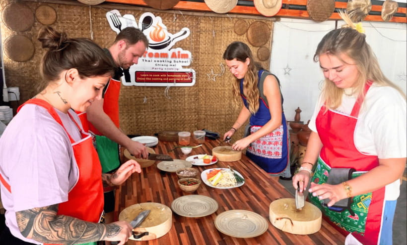 Chiang Mai : Super Fun Thai Cooking Class - Key points at a glance