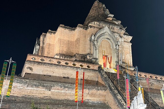 Chiang Mai Temples and Market Tuk-Tuk Evening Night Tour - Wat Phra Singh and the old city at dusk