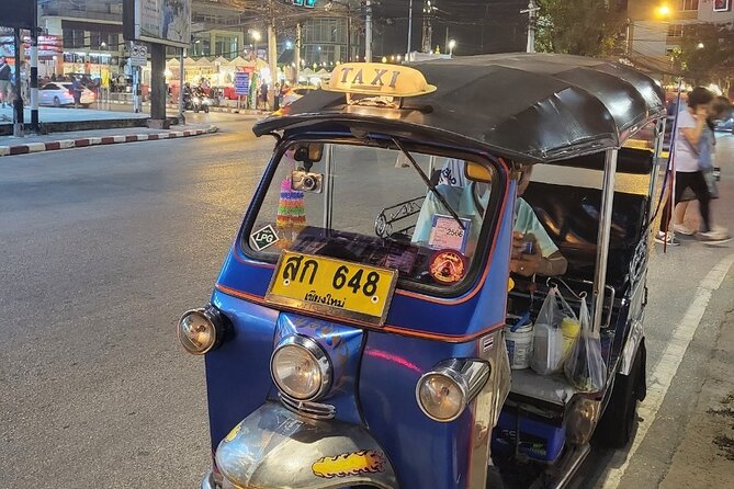 Chiang Mai Temples and Market Tuk-Tuk Evening Night Tour - What the $34.24 price really covers