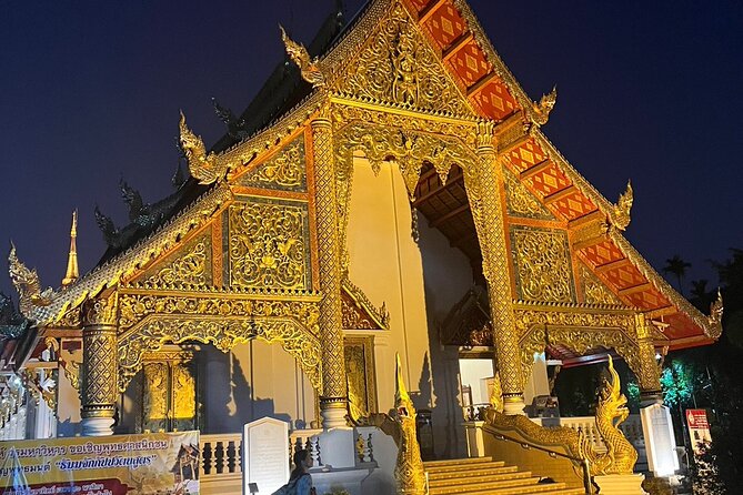 Chiang Mai Temples and Market Tuk-Tuk Evening Night Tour - Wat Phan Tao, a smaller wooden stop