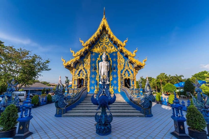 Chiang Mai to Chiang Rai: 3 Temples & Hot Springs & Pickup - Lunch can be the weak point