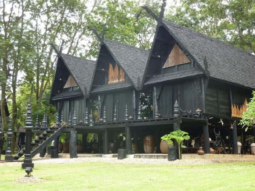 Chiang Mai to Chiang Rai: 3 Temples & Hot Springs & Pickup - The White Temple, where Buddhism meets pop-art imagination