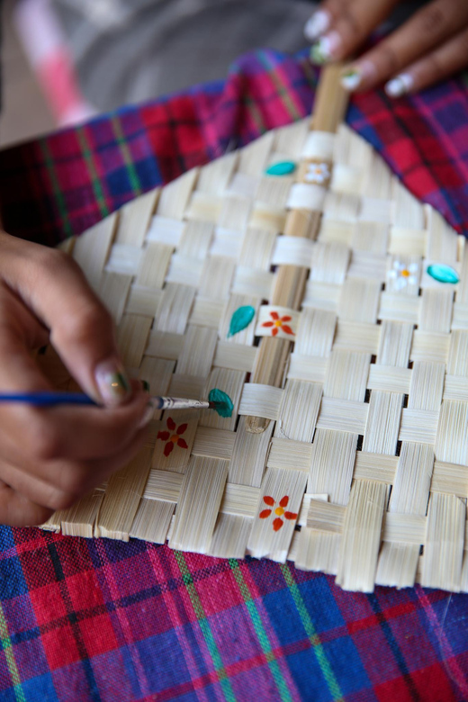 Chiang Mai : Traditional Lanna Bamboo Fan Weaving - Why this small Chiang Mai workshop feels different