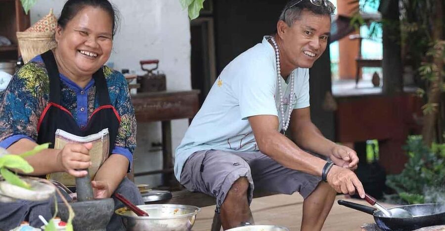 Chiang Mai : Traditional Northern Cooking Class - Starting with sticky rice and the basics