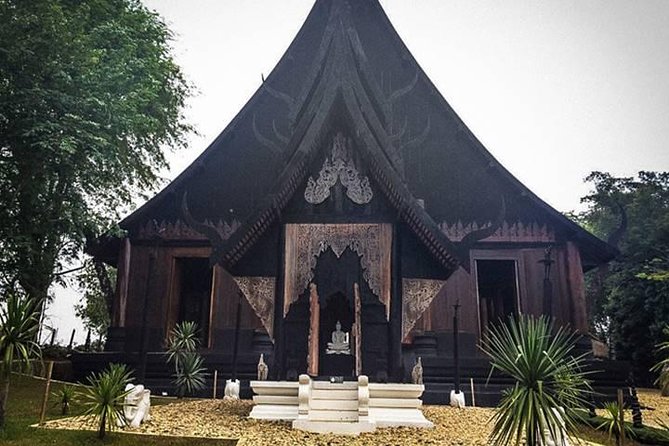 Chiang Rai and Golden Triangle Day Tour from Chiang Mai - Mae Sai and the Myanmar border