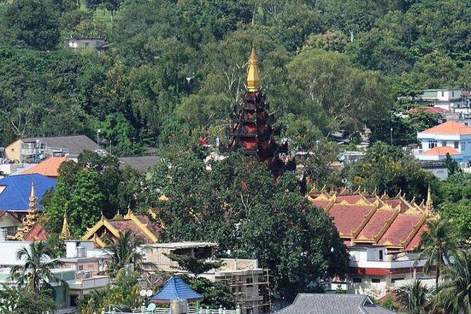 Chiang Rai Day Tour from Chiang Mai + The Long Neck Hill Tribe With Boat - The road from Chiang Mai starts early