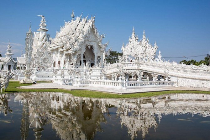 Chiang Rai One Day: Golden Triangle, Laos Border, Long Neck Tribe - The Long Neck Karen village