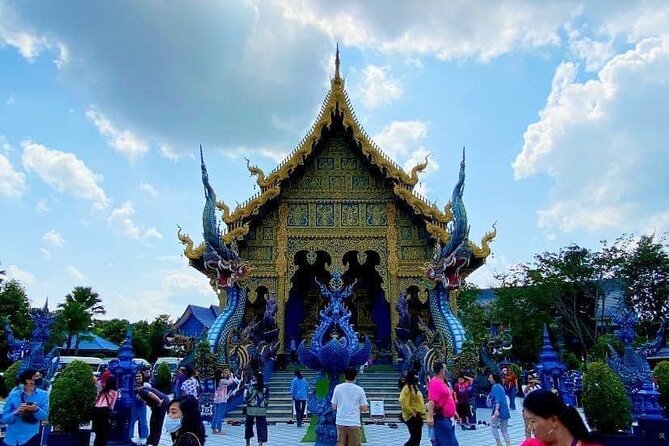 Chiangrai One Day Private Customized Tour from ChiangMai - Wat Rong Seur Ten, the Blue Temple