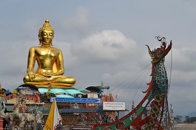 Chiangrai Round Trip Classic Tours 3 Days 2 Nights - The private vehicle and guide make the difference