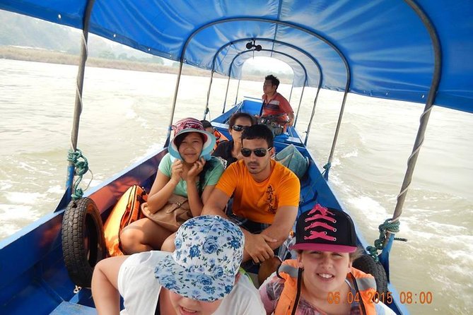 Chiangrai Round Trip Classic Tours 3 Days 2 Nights - My call: a strong, busy introduction to Chiang Rai