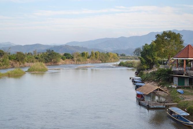 Chiangrai Round Trip Classic Tours 3 Days 2 Nights - Day two: the Blue Temple, Mae Kok River, and Baan Dam