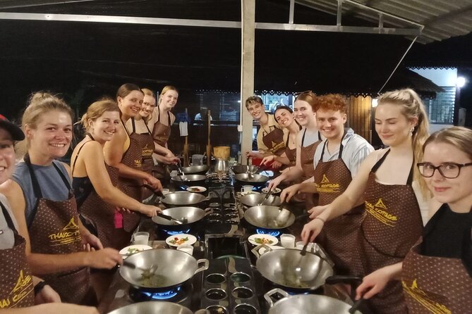 Cooking class in organic garden and local market tour ThaiCottage - From market produce to the organic herb garden