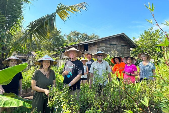 Cooking Class with Organic Farm in Chiang Mai - The market visit puts Thai ingredients in context