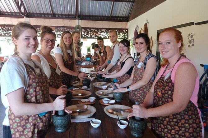 Cooking Evening Class Chiang Mai Visit Organic Garden and Market - How personal is the class?