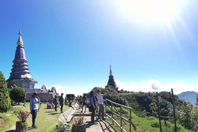 Doi Inthanon Day Trip:Twin Pagodas,Soft Hiking,Coffee Plantation - Doi Inthanon National Park and the high-country setting