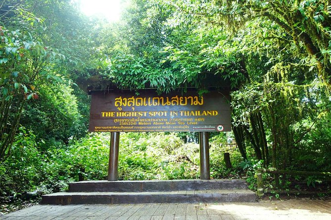 Doi Inthanon Waterfall and Royal Project Chiang Mai - The Karen village and a more personal side of the park