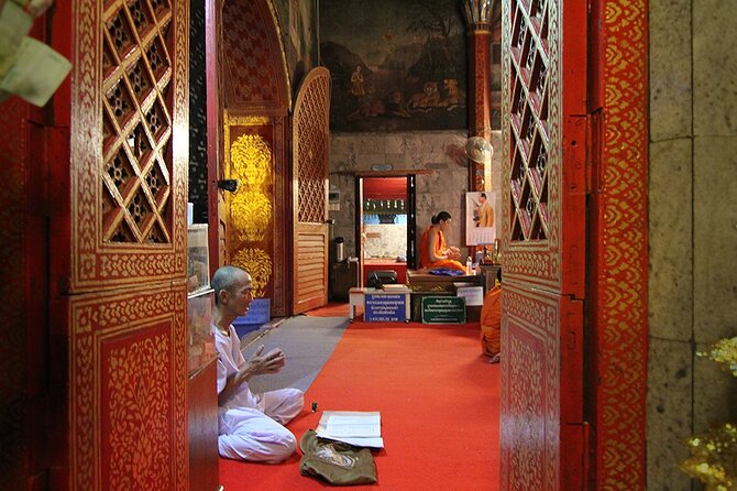 Doi Suthep and Wat Umong Night Tour From Chiang Mai - Who will get the most from this tour