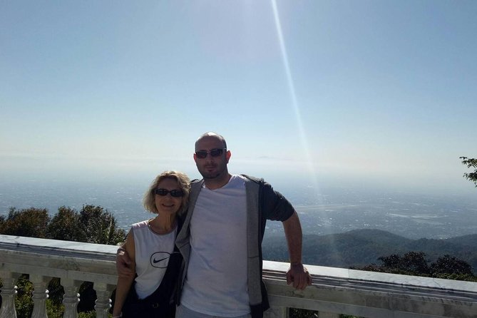 Doi Suthep Temple and Bau Thong Waterfalls Private Tour - Wat Phra That Doi Suthep and the 300-Step Choice