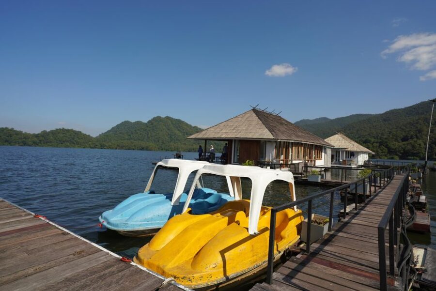 Elephant Habitat Park Feeding Entry & Rafting Van Transfer - What to wear and pack