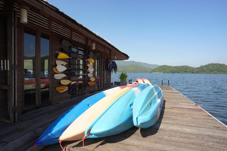 Elephant Habitat Park Feeding Entry & Rafting Van Transfer - Is $33 good value?