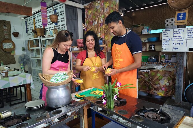 Evening Thai cooking class - Who should book this Chiang Mai class?