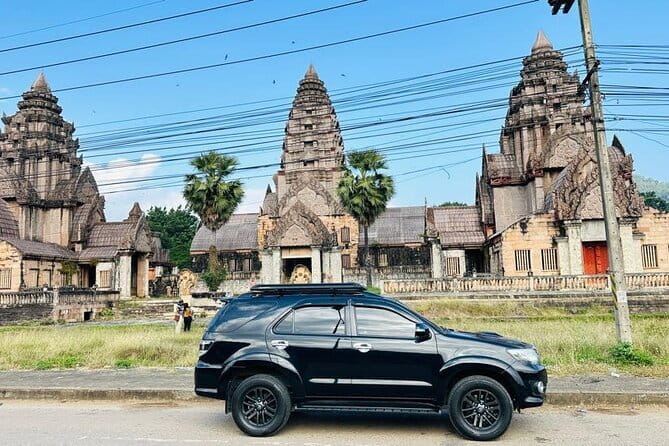 Exclusive Northern Thailand Tours - Wat Rong Khun, Chiang Mai’s dazzling White Temple