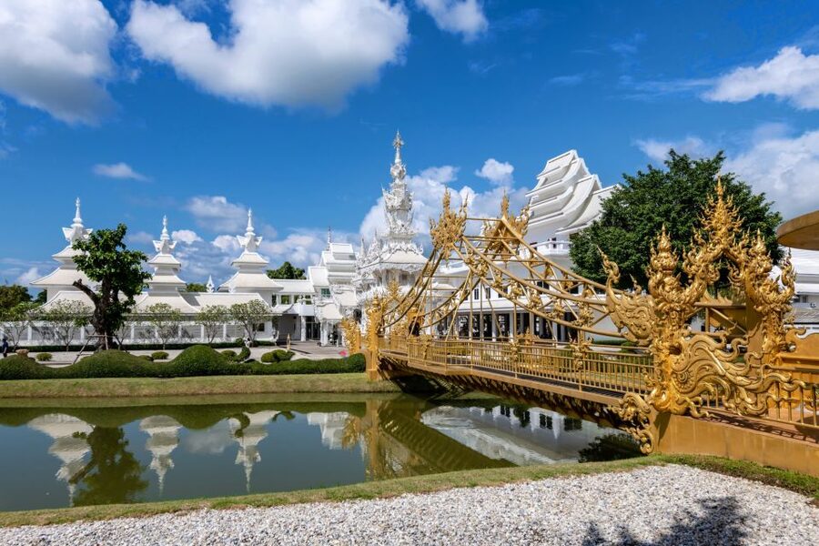 From Chiang Mai: Chiang Rai's Temples Exploration Day Trip - Lunch, breaks, and the practical rhythm of the day