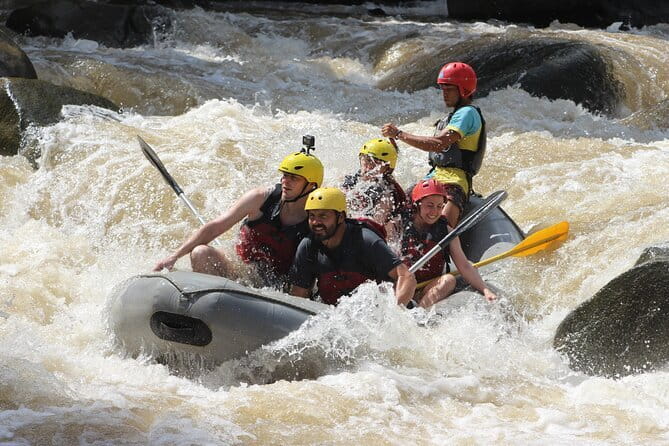 Full Day (10km) Whitewater Rafting Adventure (Jun-Feb) - Key points at a glance