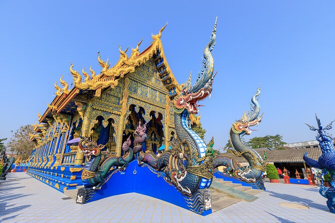 Full Day Chiang Rai 3 Temples White, Blue,Big Bhudha Temples - Thai buffet lunch around midday