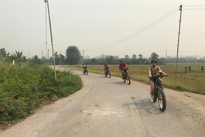 Full-day E-bike Countryside and Nam Phrae (flat-hilly, GUIDED) - Lunch, water, and the rhythm of an eight-hour day