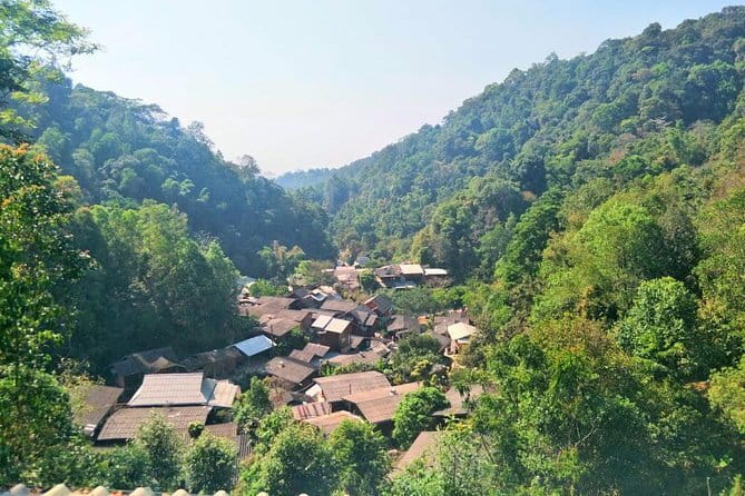 Full Day Elephant Bathing and Bamboo Rafting Tour in Chiang Mai - Who will enjoy this Chiang Mai excursion?