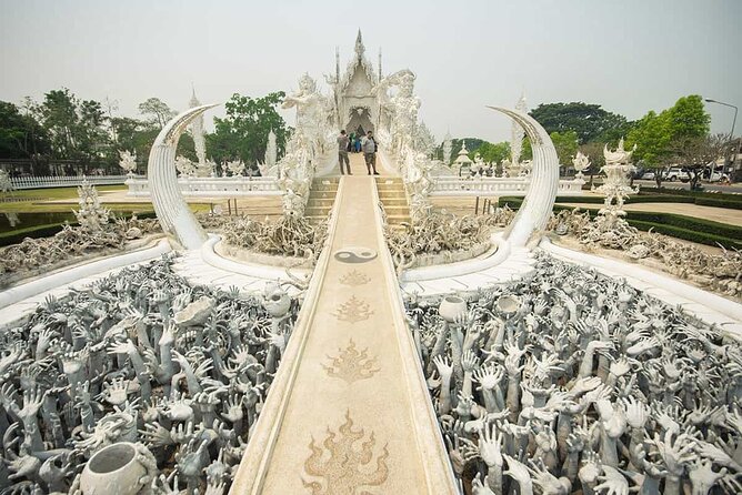 Full Day Tour in Chiang Rai White Temple and Golden Triangle - The Laos border option costs extra