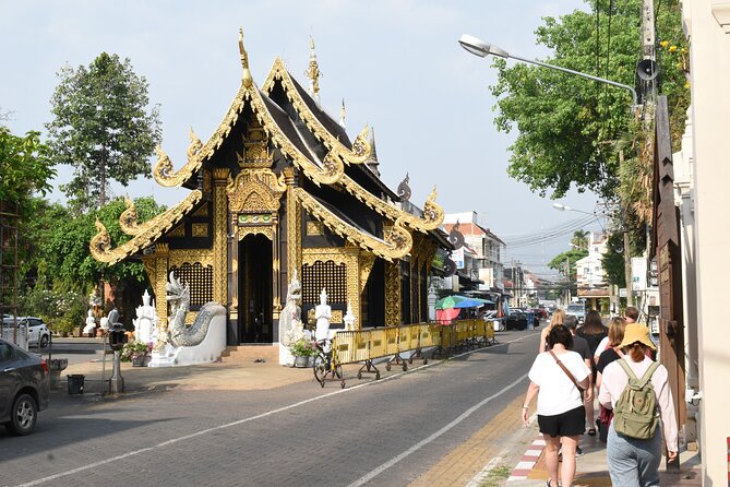 Go where the locals go, Eat what the locals eat! Food Tour with Local Foodies - Starting at Three Kings Monument at 9am