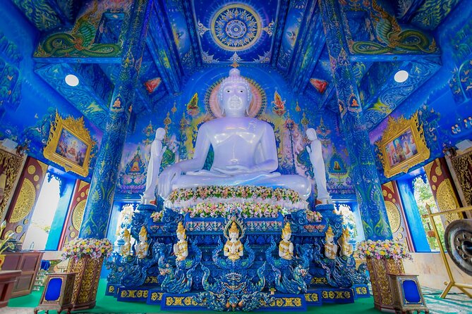 Golden Triangle, White, Black, Blue Temple Full Day Tour From Chiang Mai - Golden Triangle: famous borders, modest sightseeing