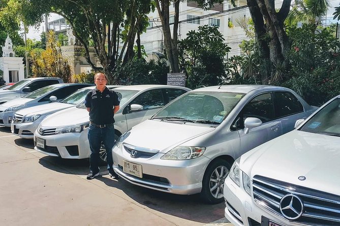 Half Day Car Hire with an English Speaking Driver in Chiang Mai - Doi Suthep and the advantage of having a driver