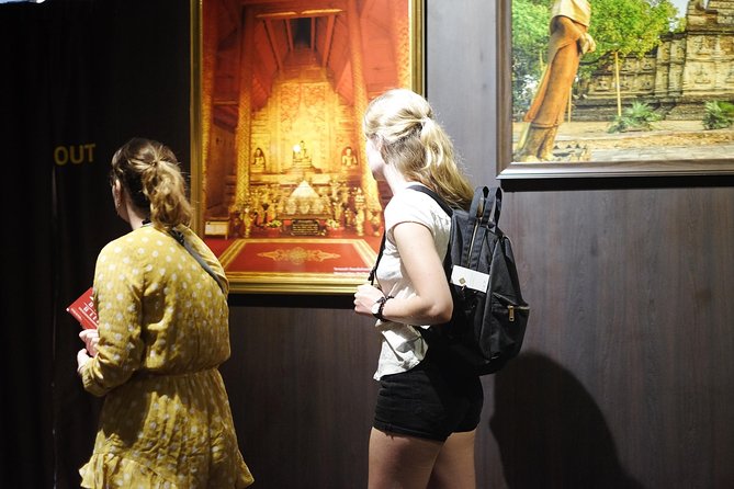 Half Day Chiang Mai City Temples & Museum Tour - Group or Private - What the guide and vehicle add