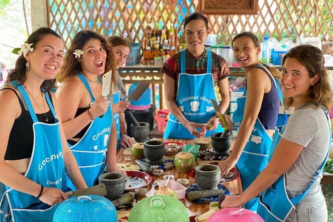 Half Day Chiang Mai Cooking Class and Market Taste Tour - The market stop gives the class its local flavor